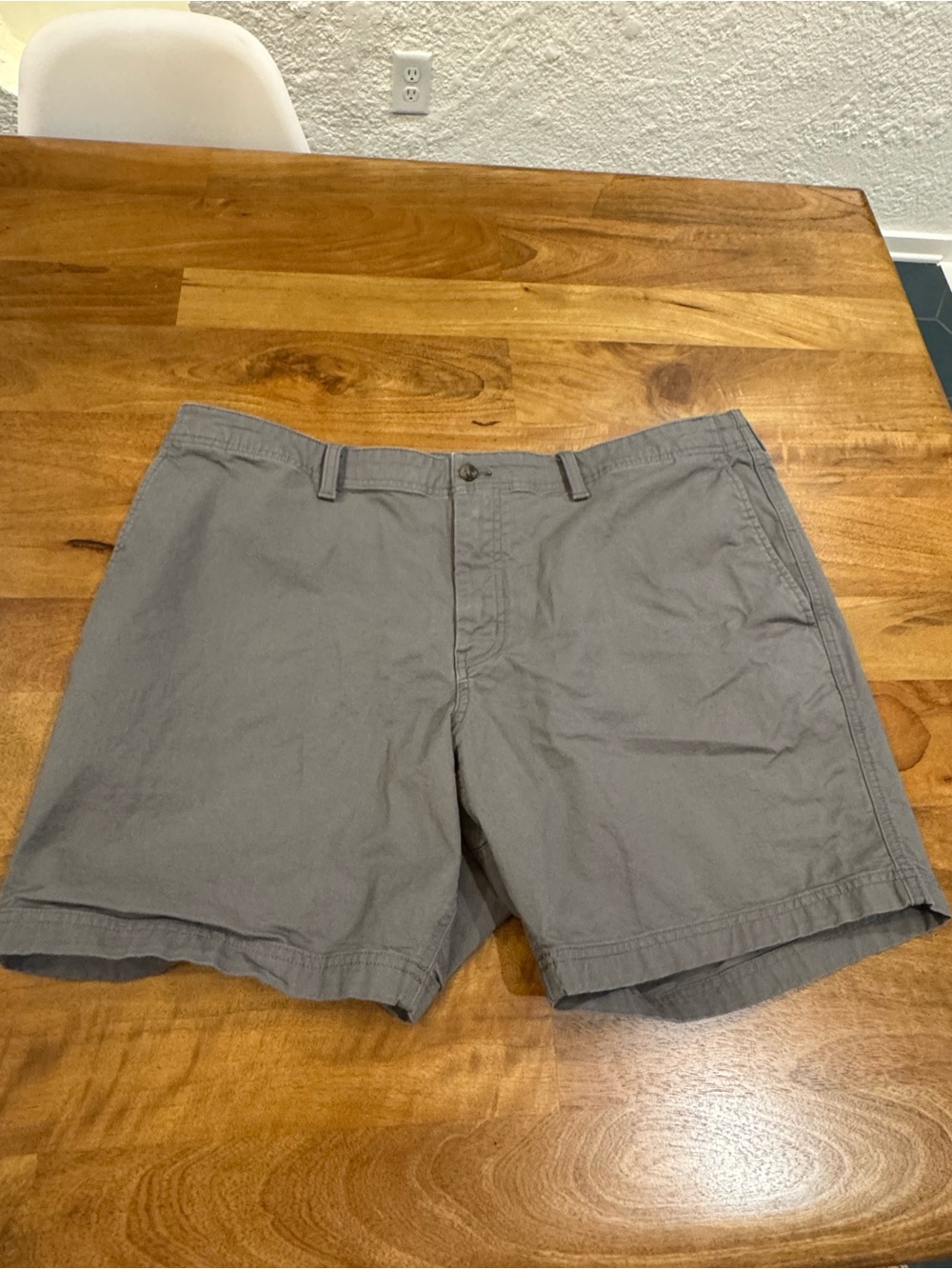 Duck Head 1865 Men's Gray Flat-Front Shorts